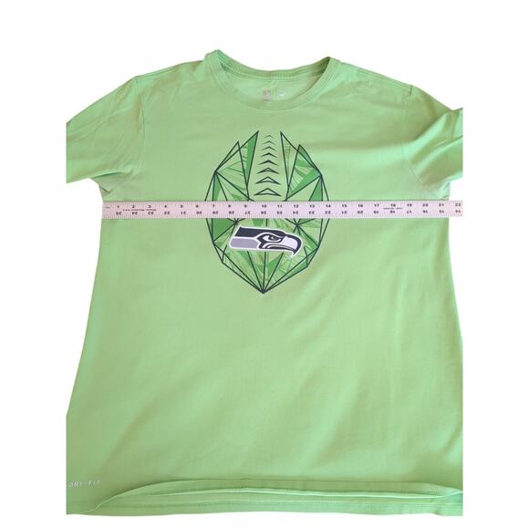 Seattle Seahawks Men’s Action Green NFL Football T-Shirt - Nike - L - Picture 5 of 6